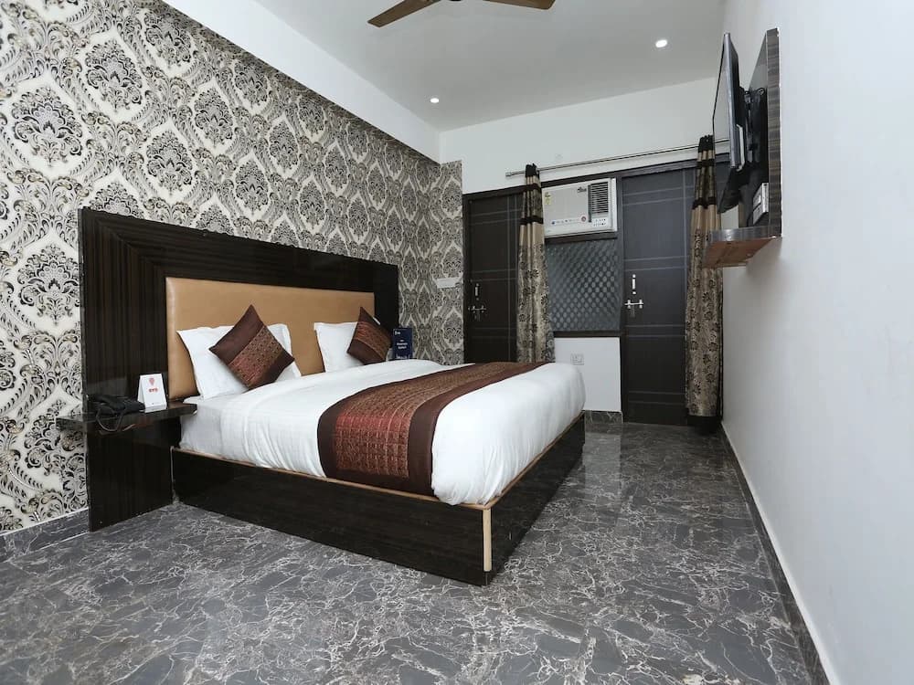 OYO 11405 Hotel Tej Palace - photo 22