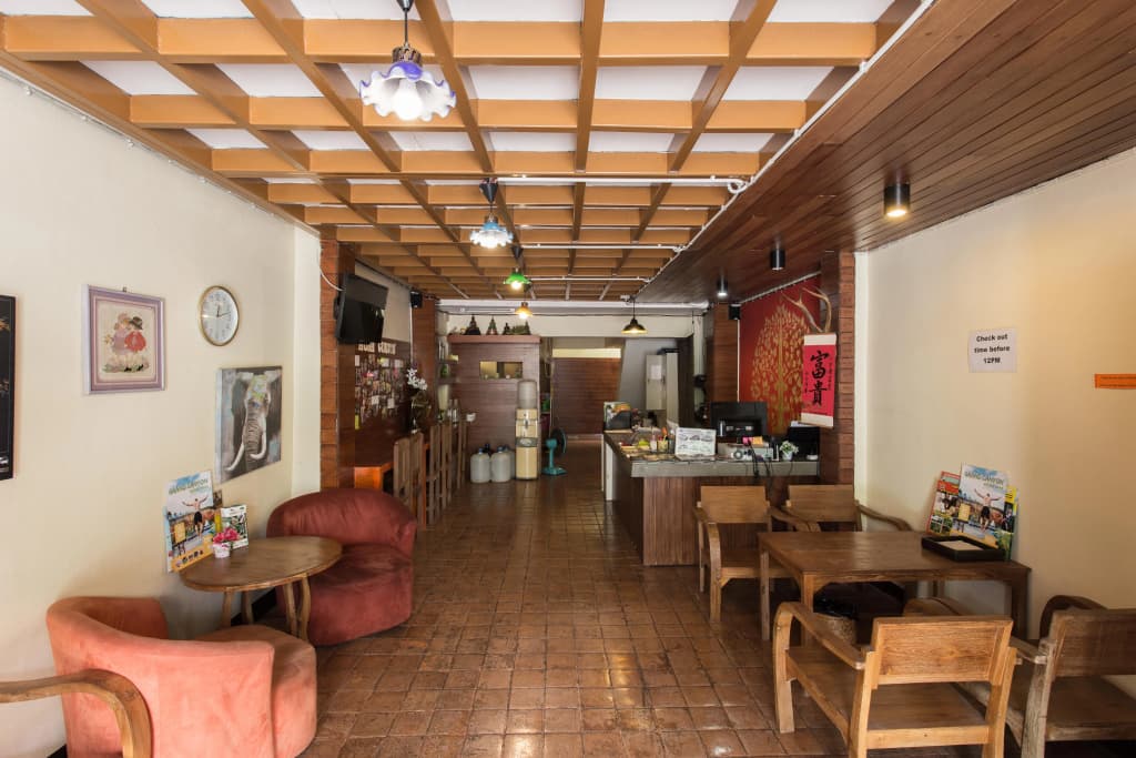B1 Guest House - photo 14