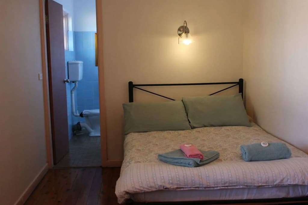 Burwood Bed And Breakfast - photo 2