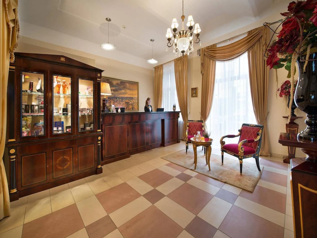 EA Embassy Prague Hotel - photo 2
