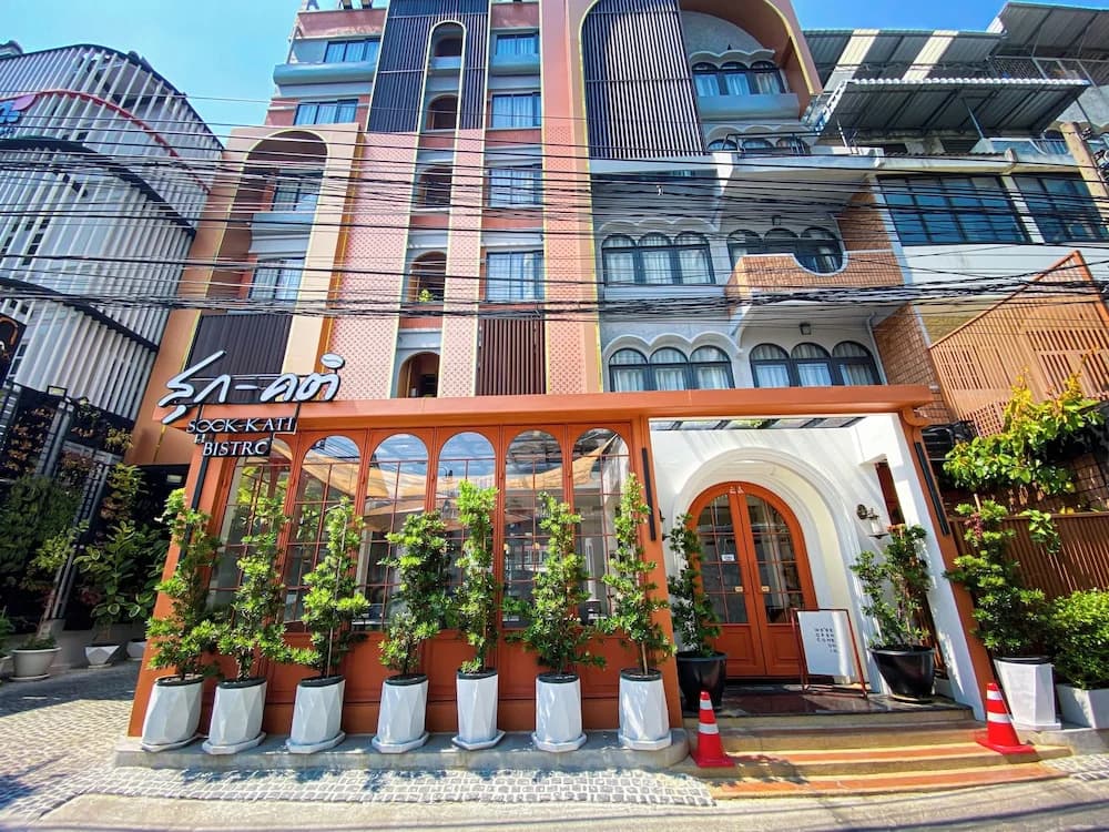 SO Zen Hotel Silom Bangkok - photo 1