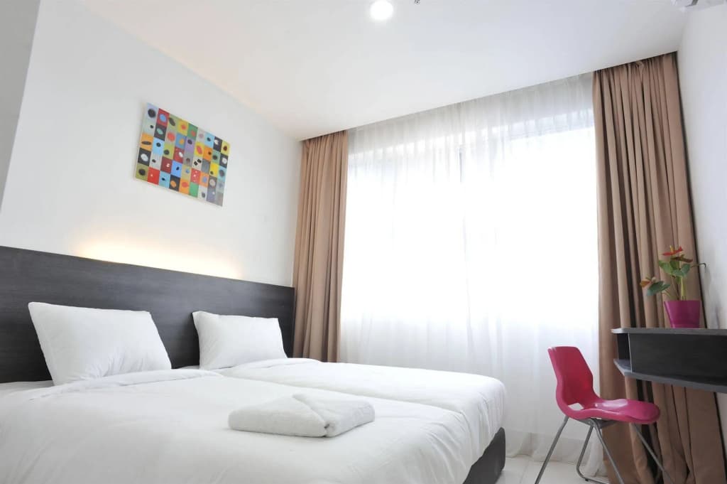 V Hotel - photo 3