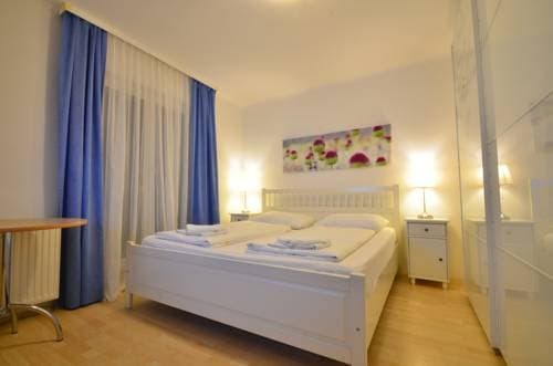 Ajo Ambassador - photo 3