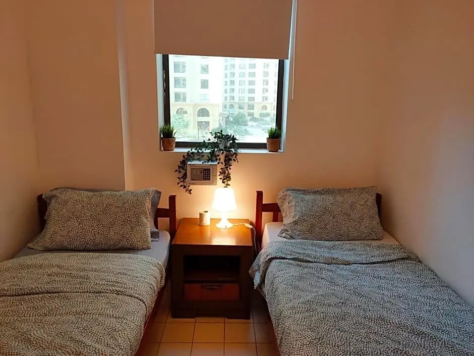 Bombay Backpackers Dxb-Adults Only - photo 2