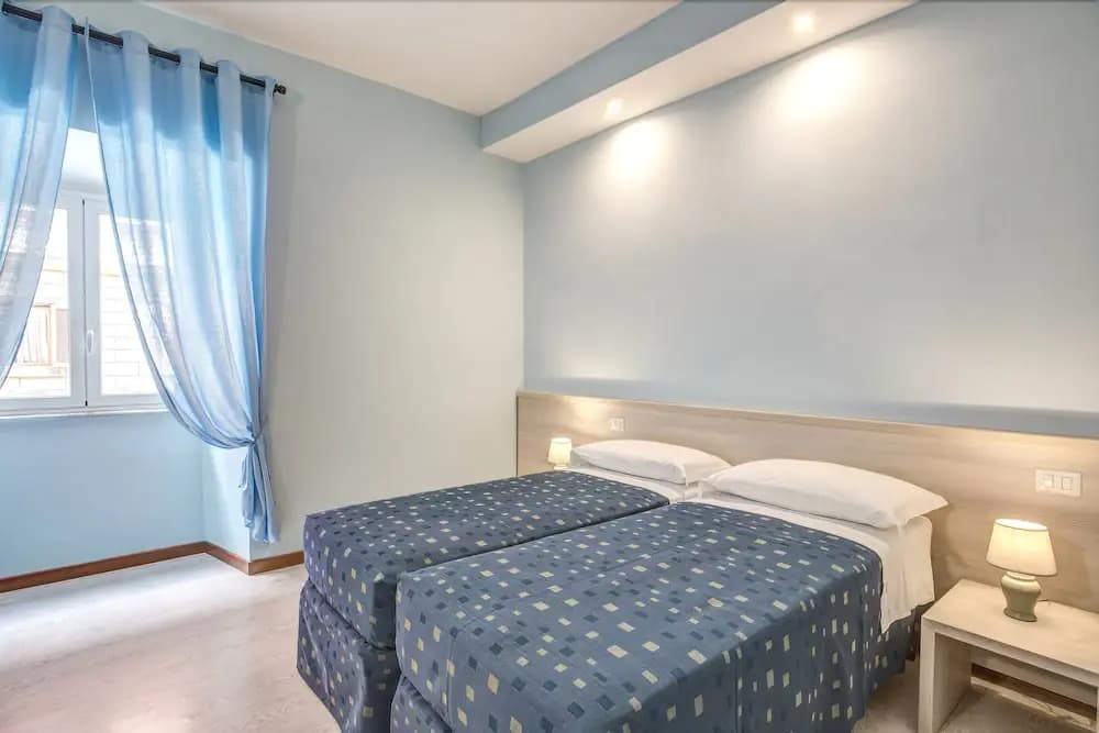 Hotel Nuova Monaco - photo 2