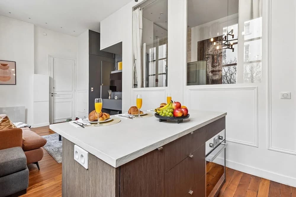 Elegant 1BR near Notre-Dame Cathedral - photo 12