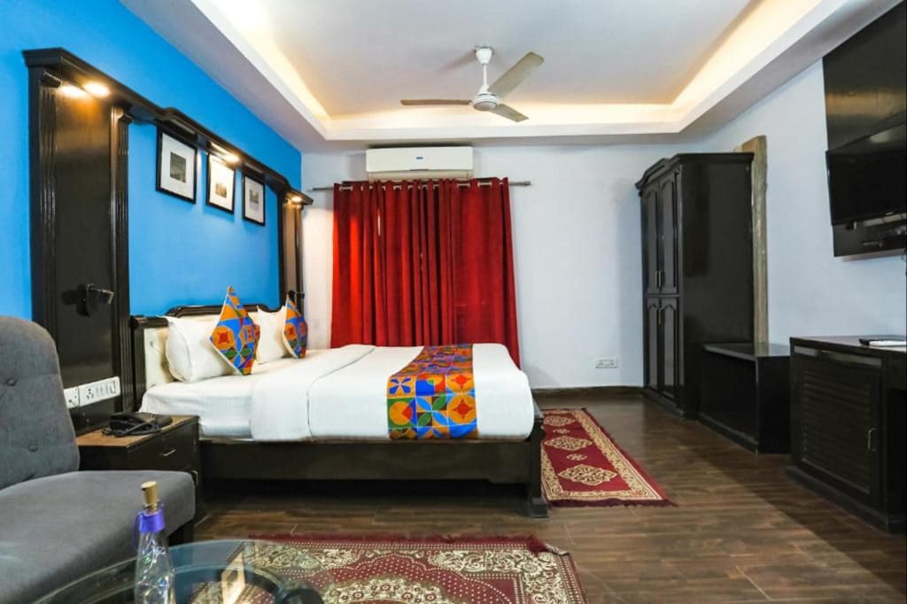 FabHotel Veetara - photo 12