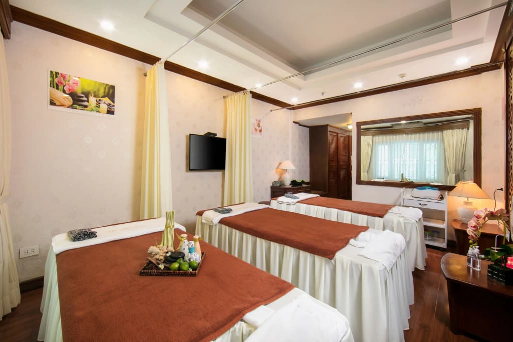 Thien Thai Hotel - photo 2