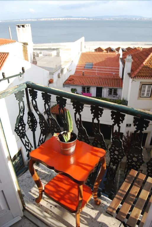 RH Vigário 2 Alfama View Apartment - photo 6