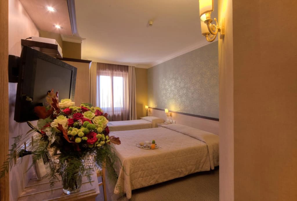 Hotel Galileo - photo 25
