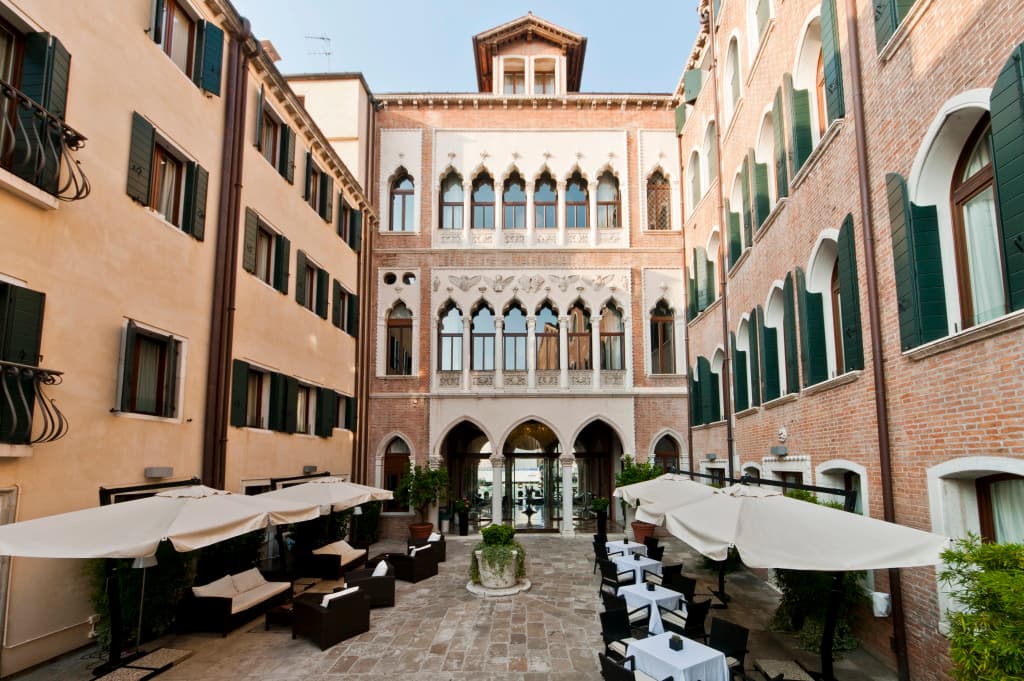 Sina Centurion Palace Hotel - photo 35