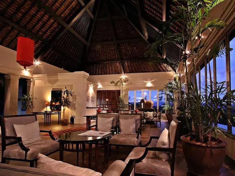 The Pavilions, Suites - photo 17