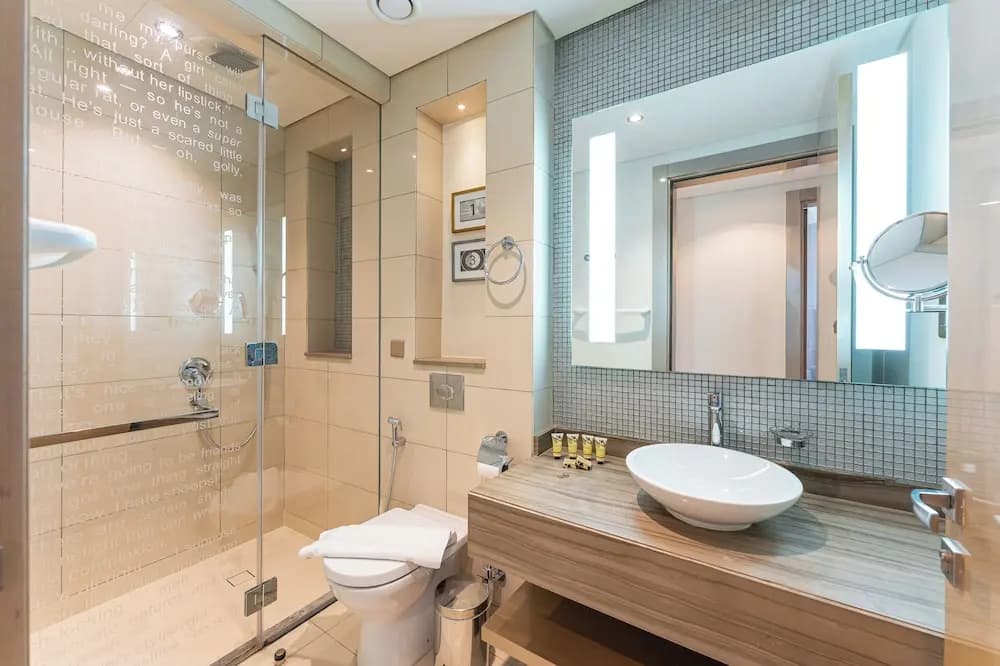 PVH - Paramount - Upscale 2BR - photo 8