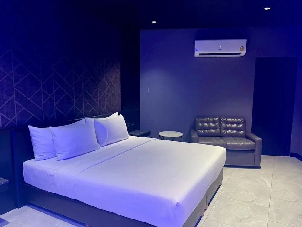 morph Bangkok Hotel - photo 3