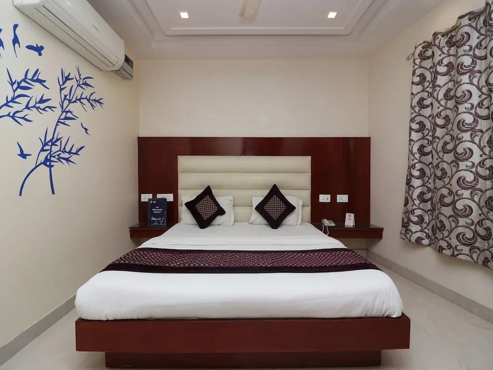 Hotel Sapphire - photo 3