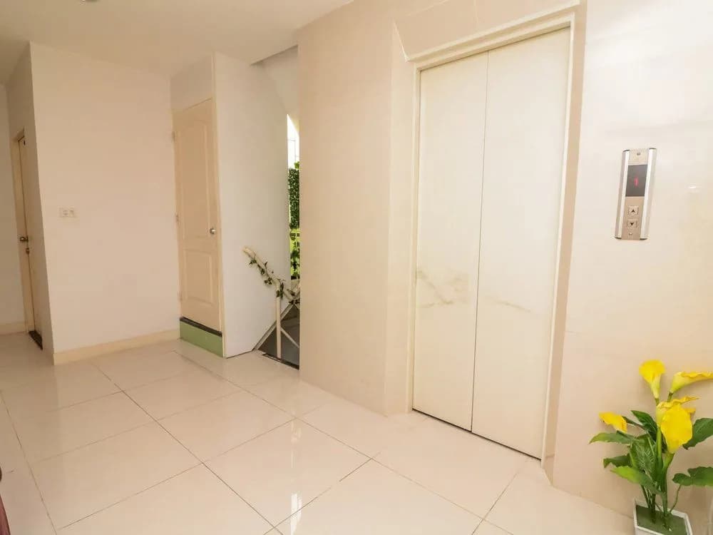 Nida Rooms Phrakanong Express - photo 10