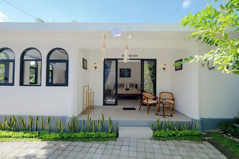 Crystal Flow Guest House & Apartment Canggu - photo 14