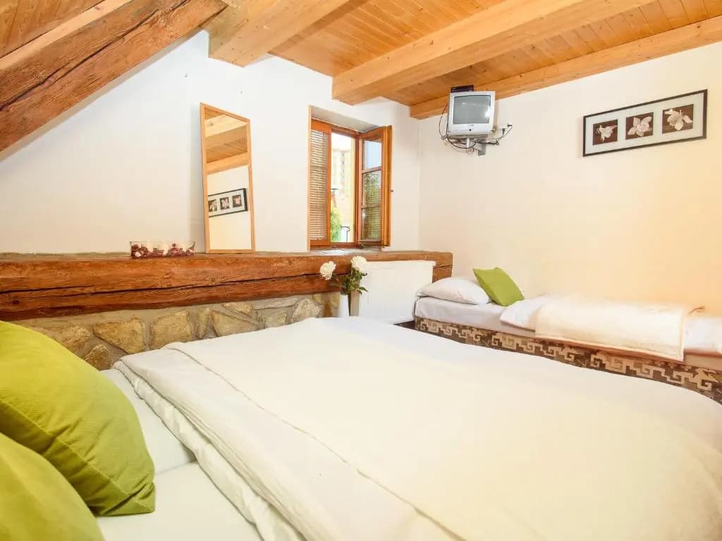 Hotel Bella - photo 4