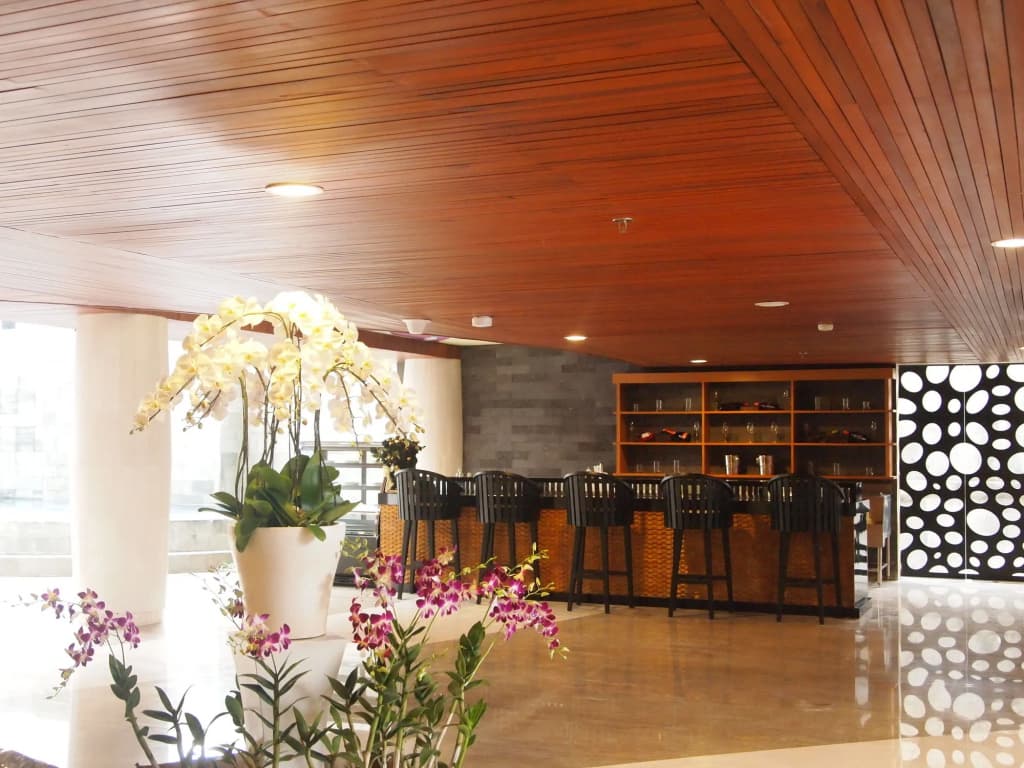 Bedrock Hotel - photo 14