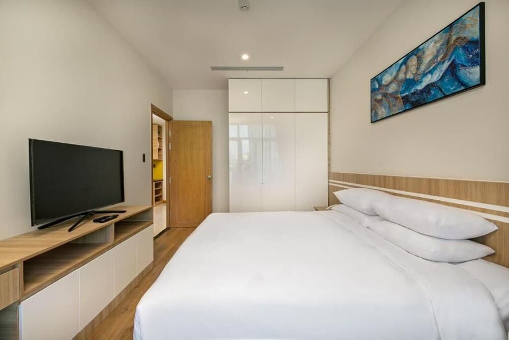Sun River Hotel & Apartment - photo 5