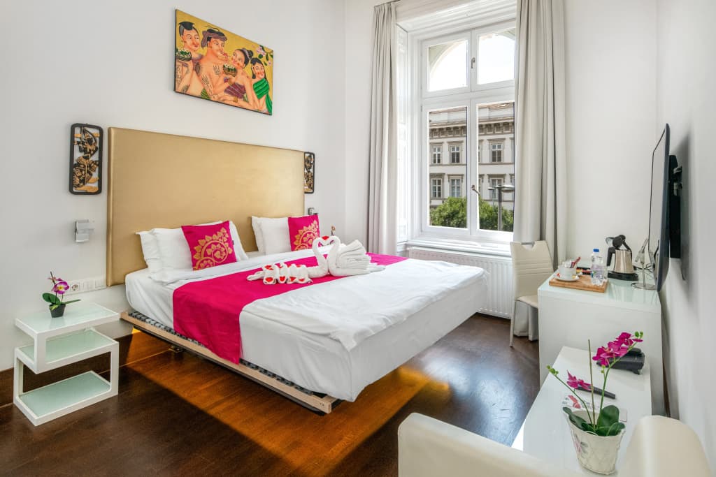 Andrassy Thai Hotel - photo 5