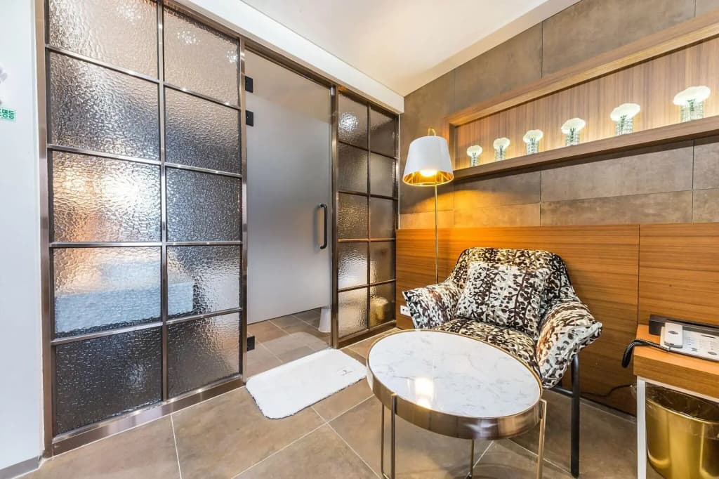 Jongno The Post Hotel - photo 8