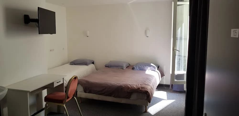 Hôtel de la Paix - photo 6