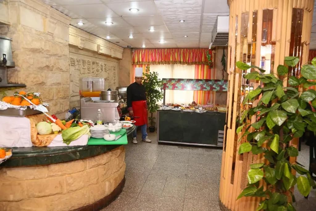 Happy City Hotel - photo 18