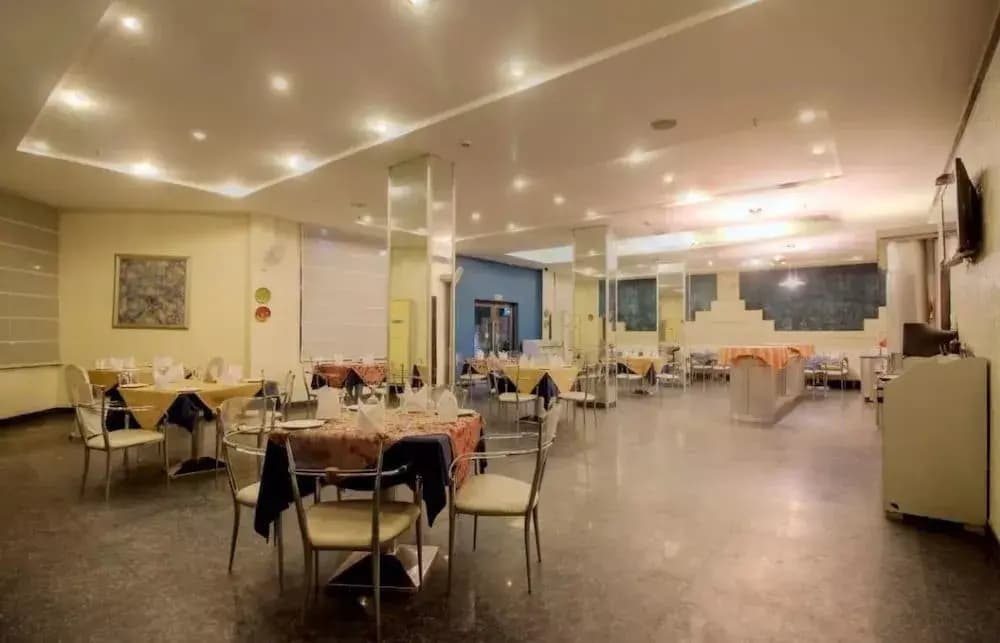 Claremont KNY Hotel - photo 15
