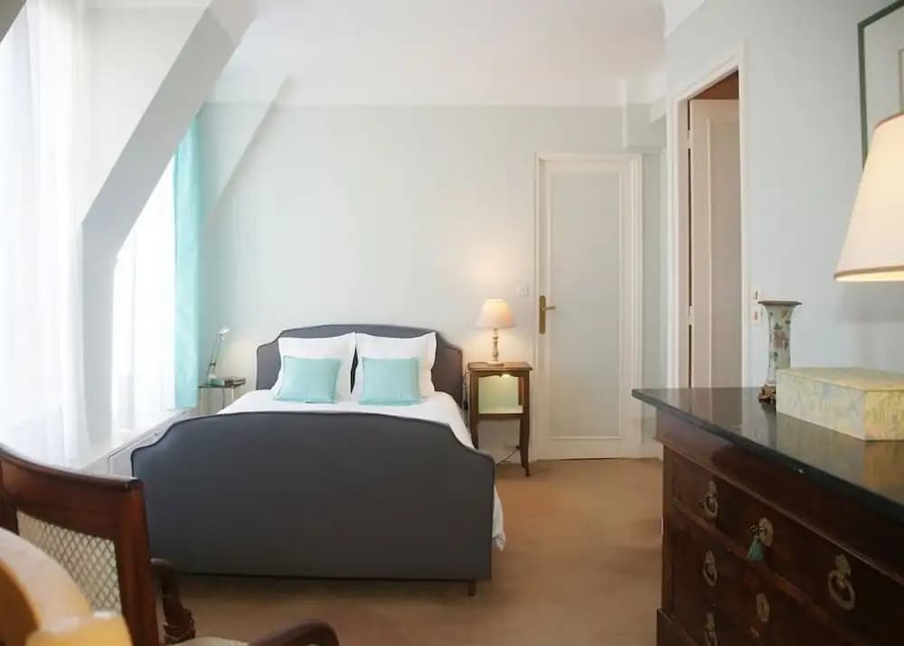 216500 - Beautiful 120 sqm duplex apartment for a family or two couples to rent in a privileged area - photo 2