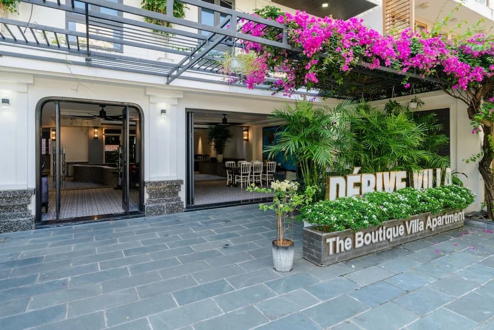 Dérive Villa - main photo