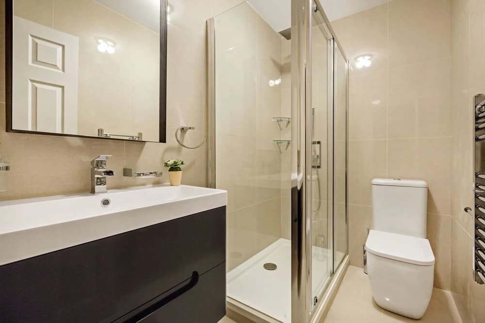 The Sussex Garden Apartment - photo 8