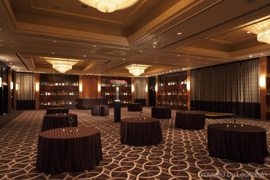Hilton Tokyo Odaiba - photo 24