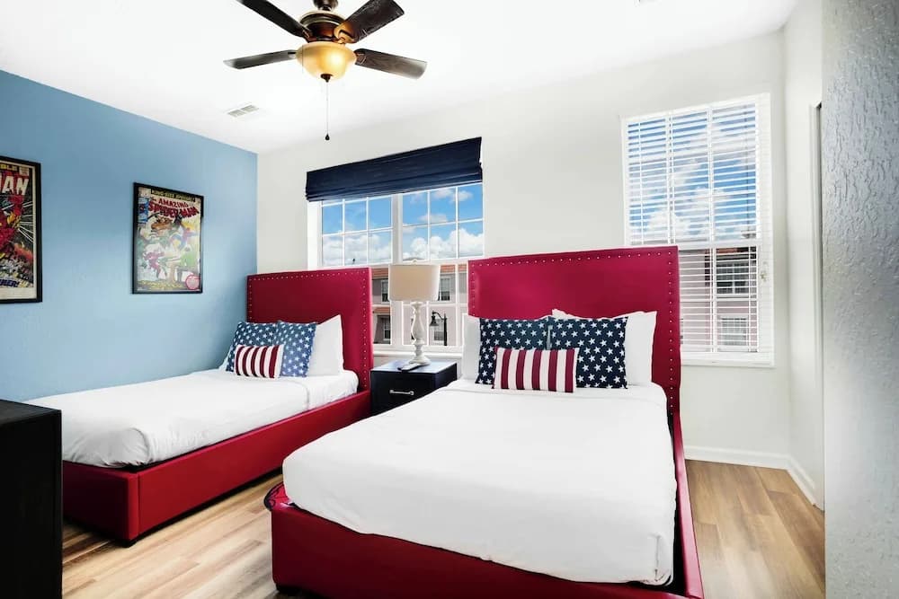 Spacious Townhome W/patio & Garage! Sleeps10 - photo 3