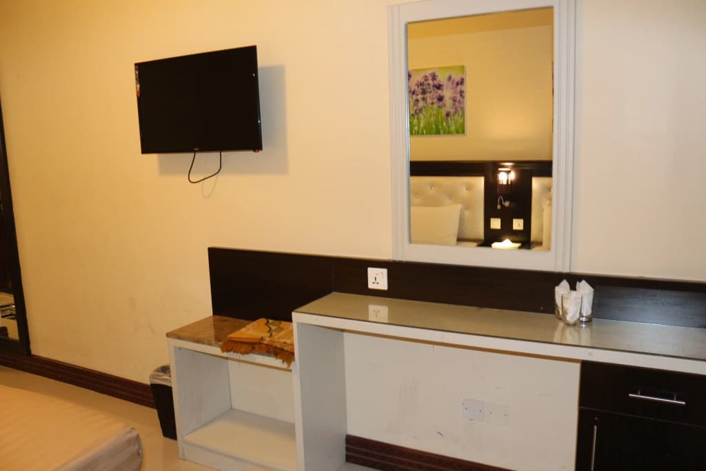 Mariana Hotel - photo 10