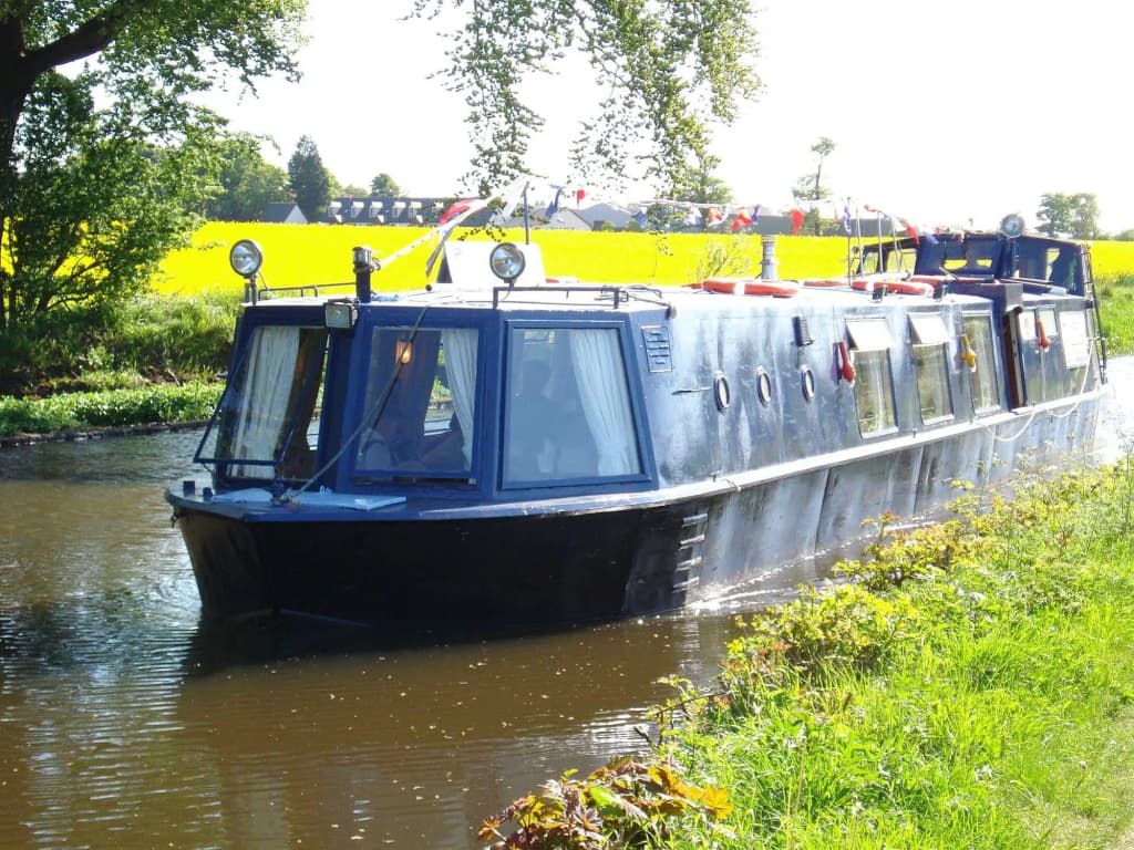 The Bridge Inn - photo 12