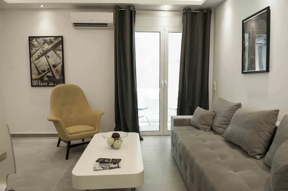 Athens Luxurious Suite Syntagma Square 4 - photo 6