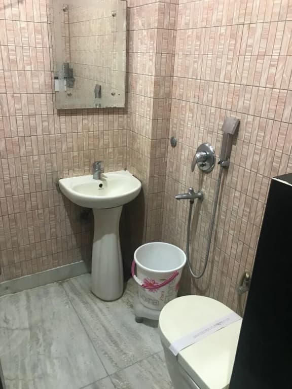 Hotel Dwarkadhish Intercontinental - photo 7