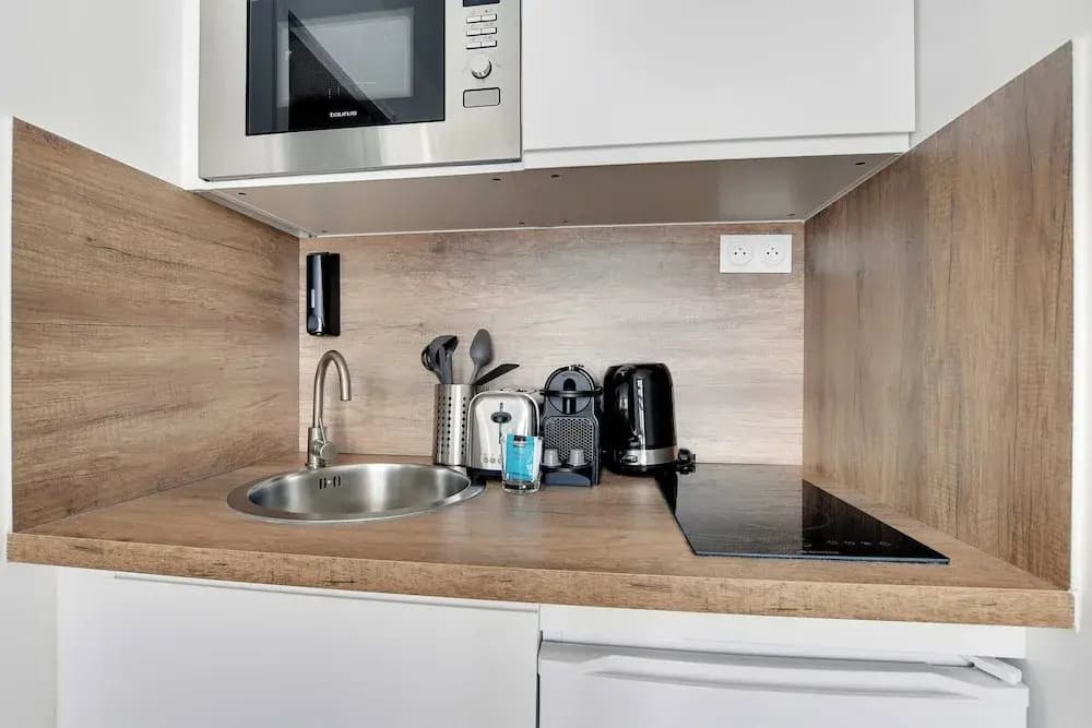 Cosy and Bright Little Apartment - Menilmontant - photo 2