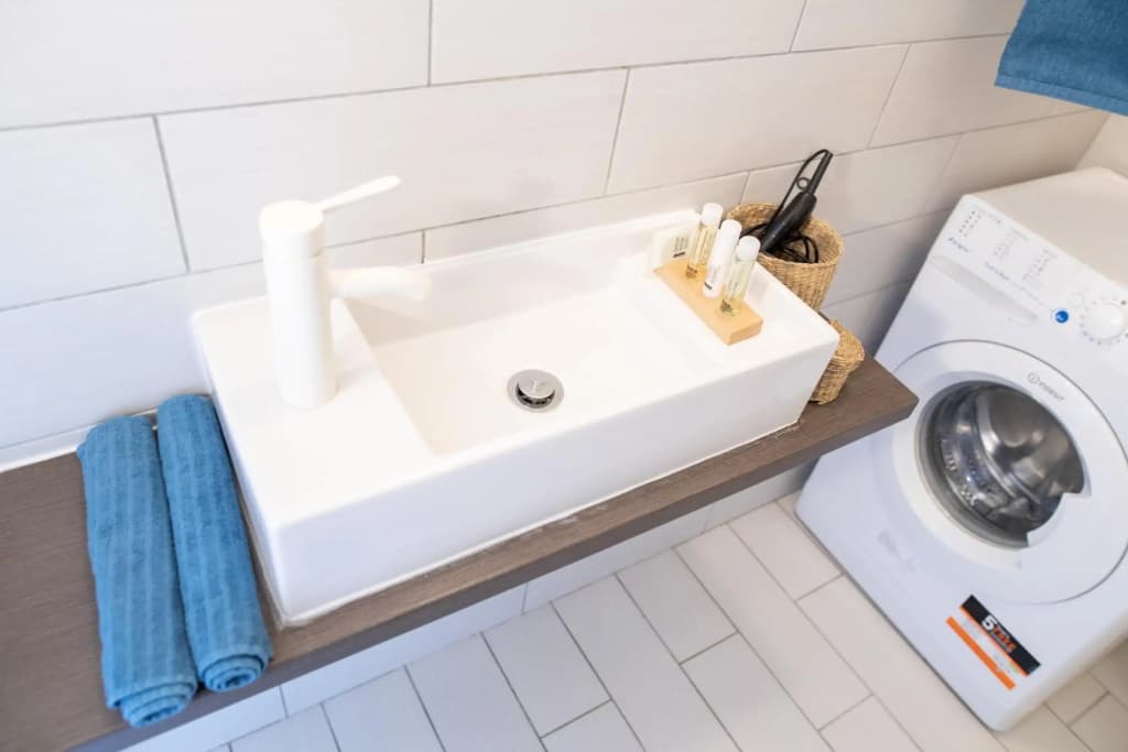 N28 Condo Apartment Next To Andrassy. - photo 8