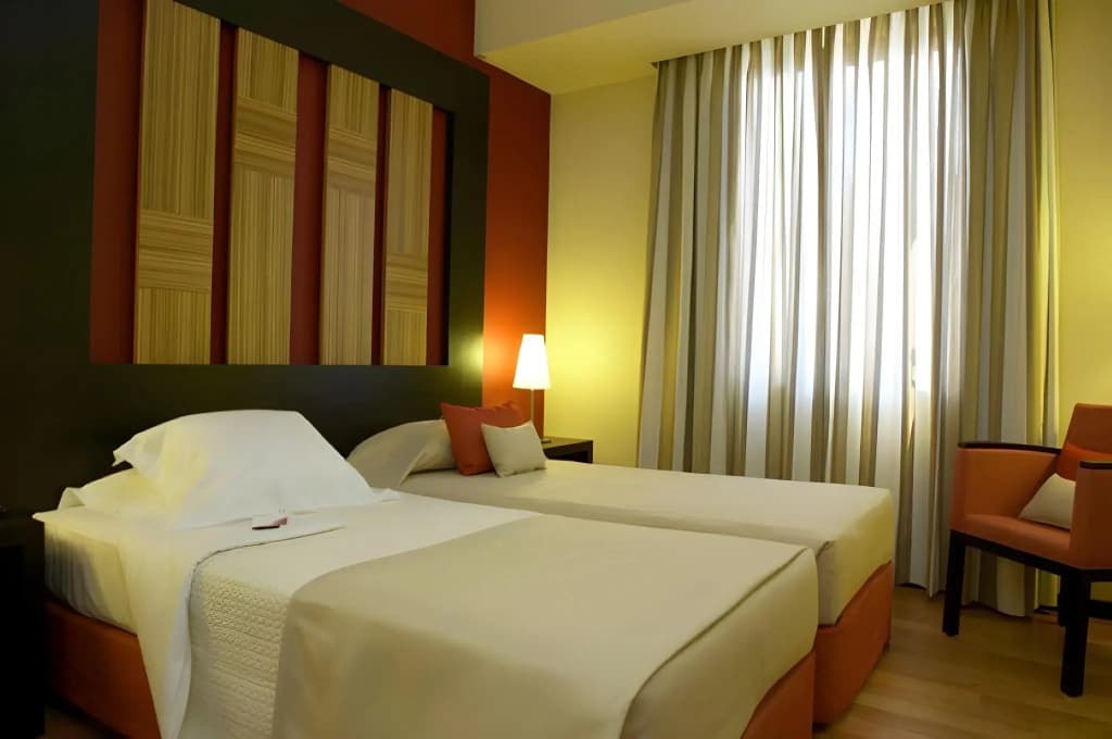 Hotel Lisboa - photo 37