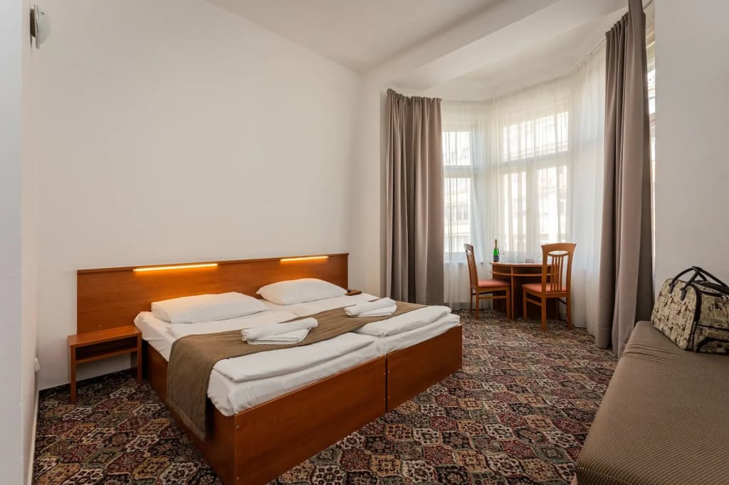 Hotel City Centre - photo 3