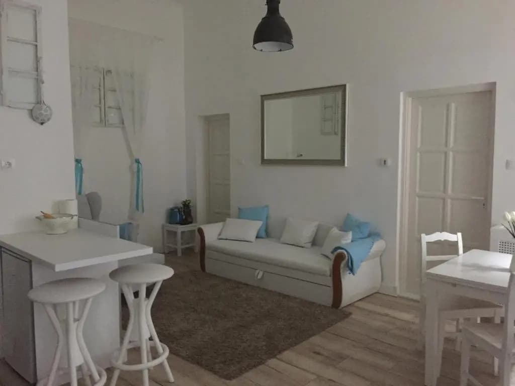 Paris Apartment - photo 2