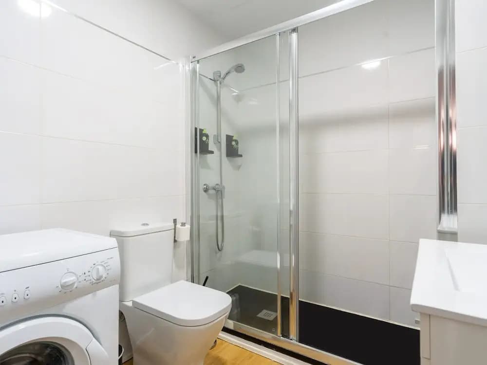 Limehome Madrid San Lorenzo - photo 8