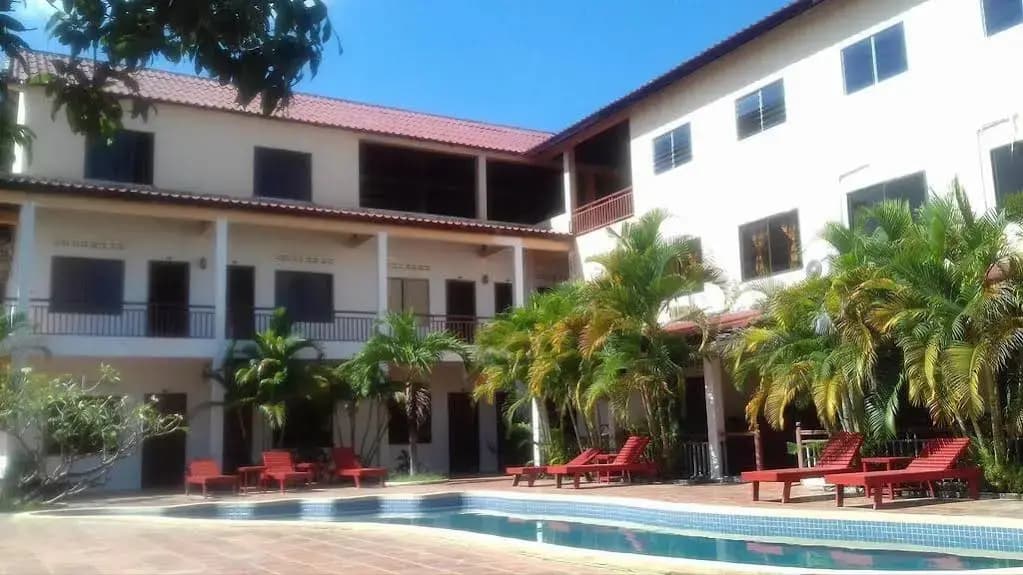 Earthwalkers Guesthouse - photo 8