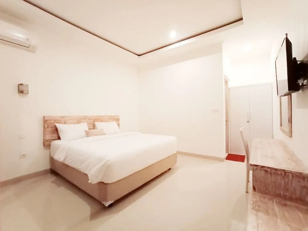 Berawa Dini Guesthouse - photo 7