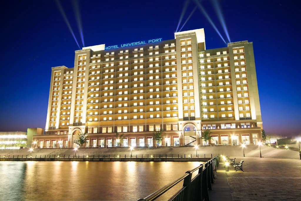 Hotel Universal Port - main photo