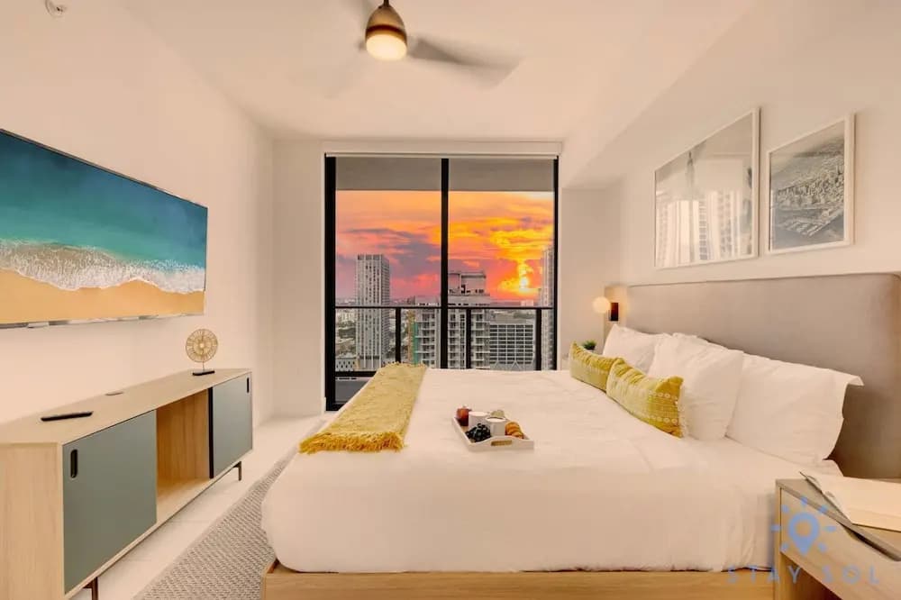 Oasis 1BR Apartment With Pool - photo 5