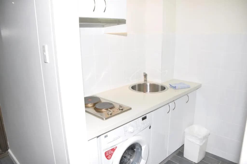 Accommodation Sydney Studio with balcony apartment - photo 2