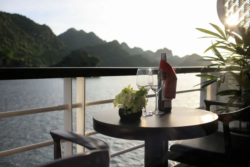 V'Spirit Cruises - photo 6